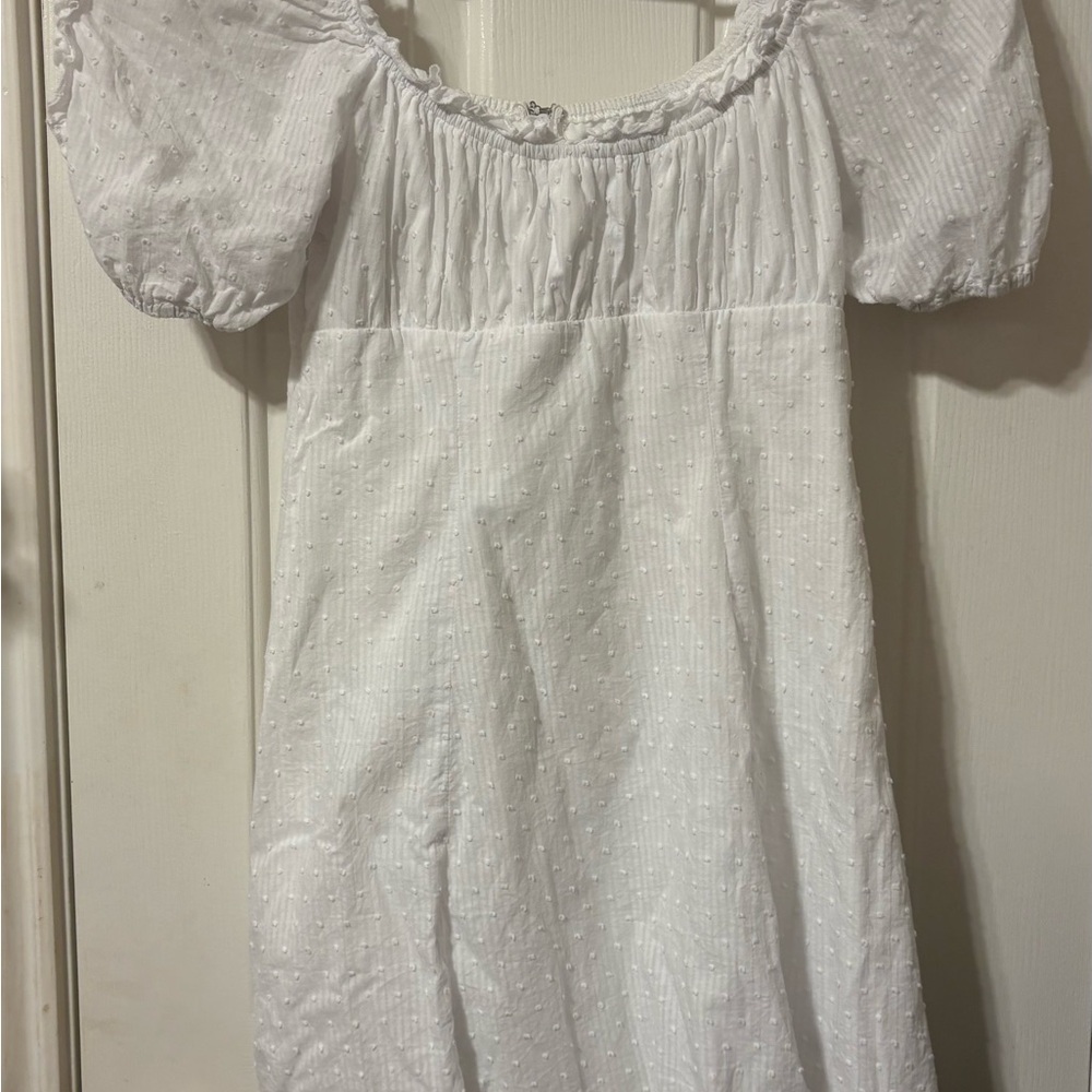 Elegant White Mini Dress